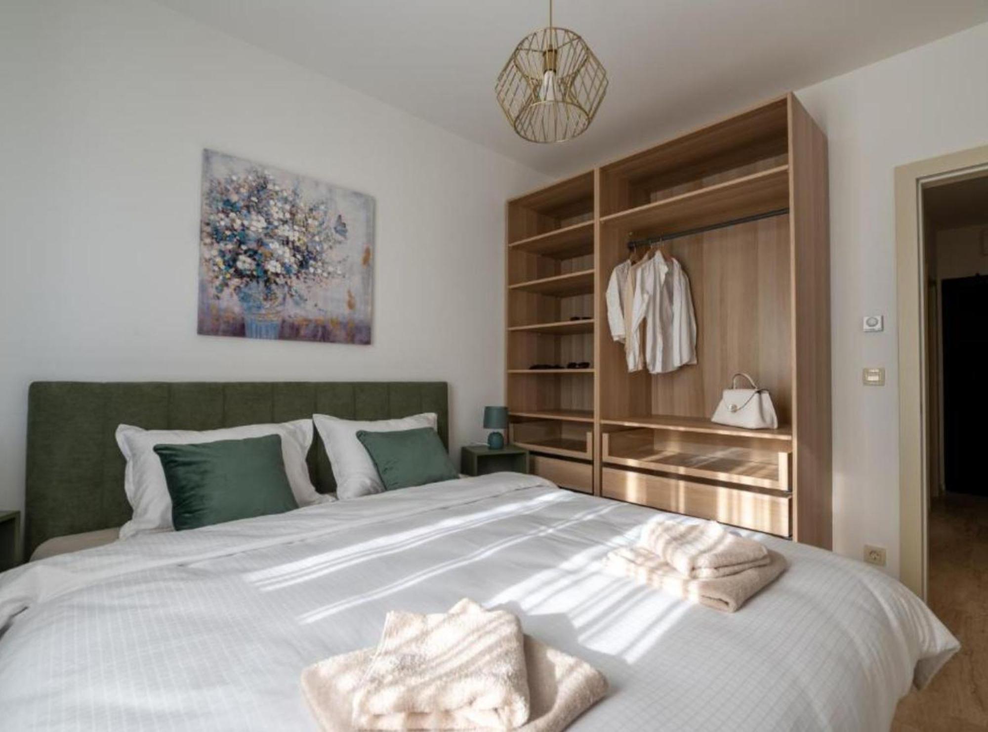 Apartment Kona - Free Parking & Self Check-In Ivanja Reka Eksteriør billede