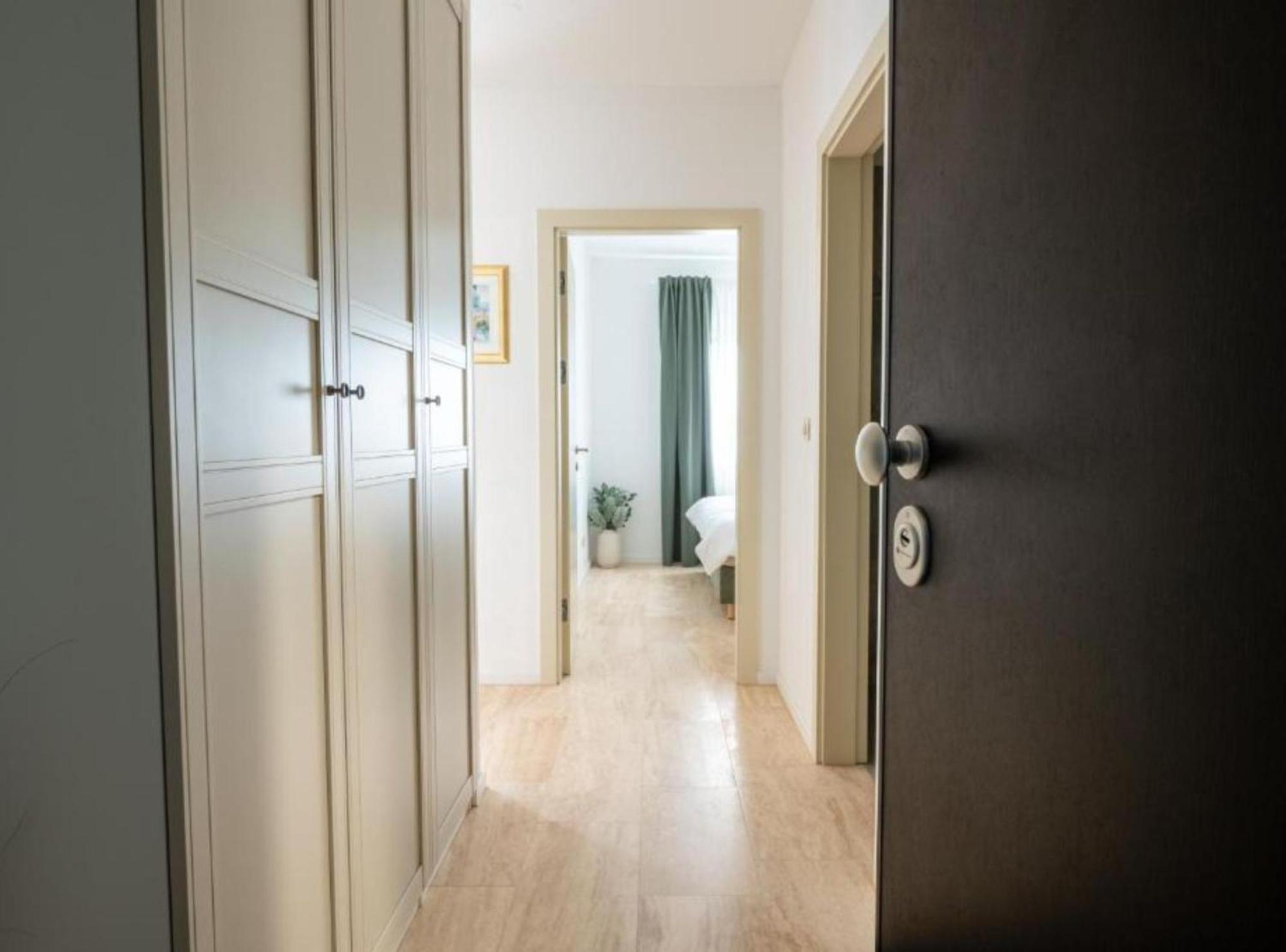 Apartment Kona - Free Parking & Self Check-In Ivanja Reka Eksteriør billede